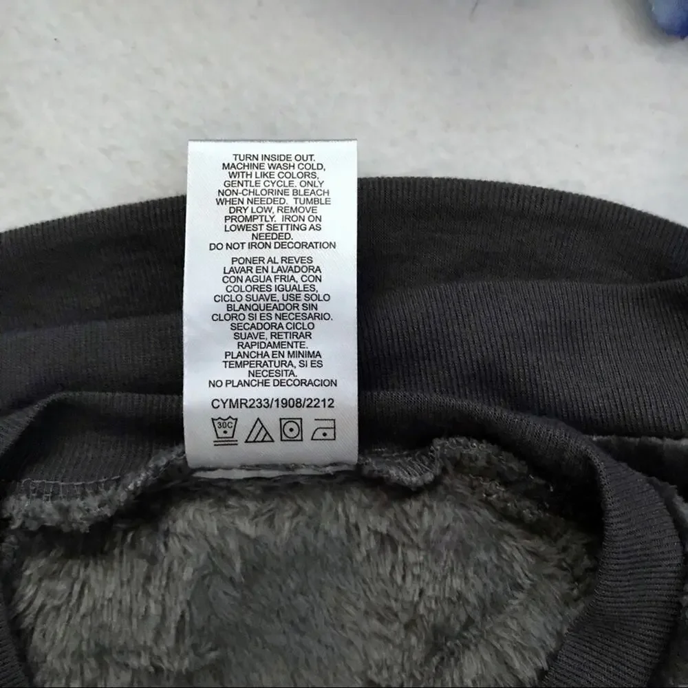 Disney Baby NWT Pullover Soft Sherpa Top Babies 0-3 Months